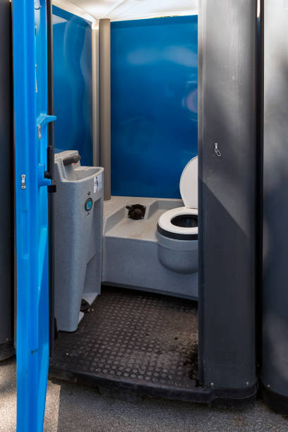 Best Porta potty rental near me  in Prairie Heights, WA